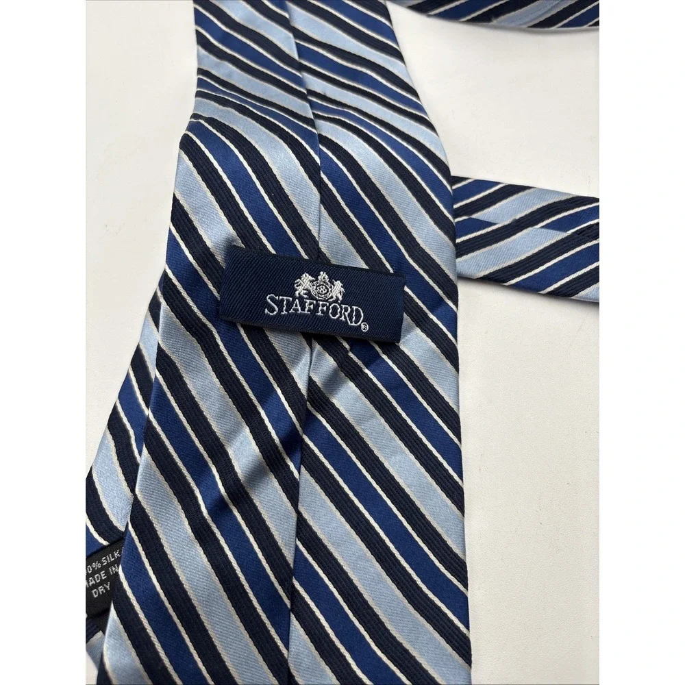 Stafford Silk Neck Tie Blue Gray Stripe Pattern Professional Career Office 56